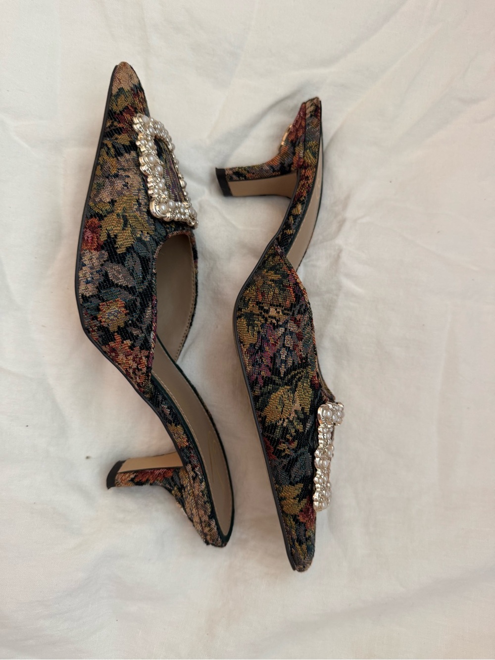 Sam Edelman Multicolor Tapestry Pearl-Buckle Pointed Mule - Picture 4 of 7